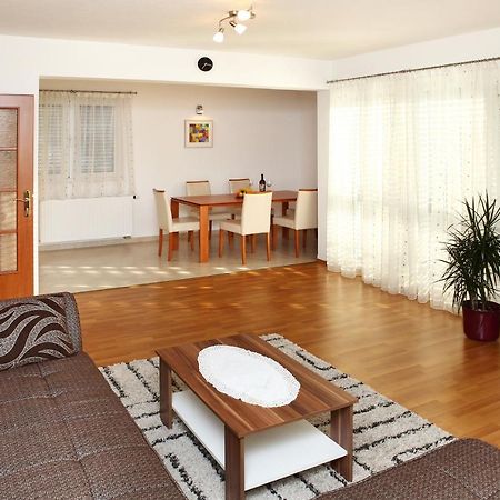 Apartment Matea Trogir Eksteriør billede