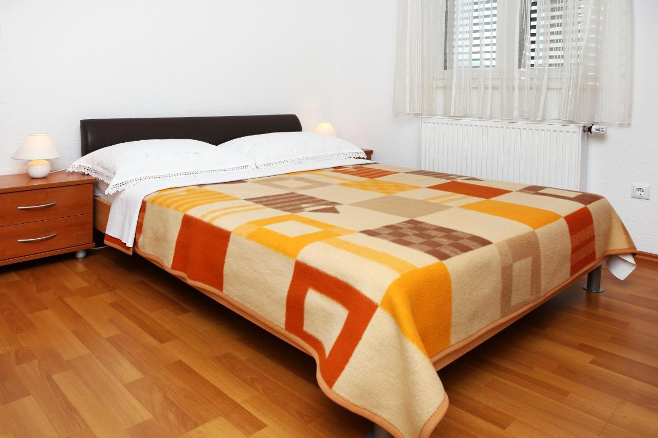 Apartment Matea Trogir Eksteriør billede