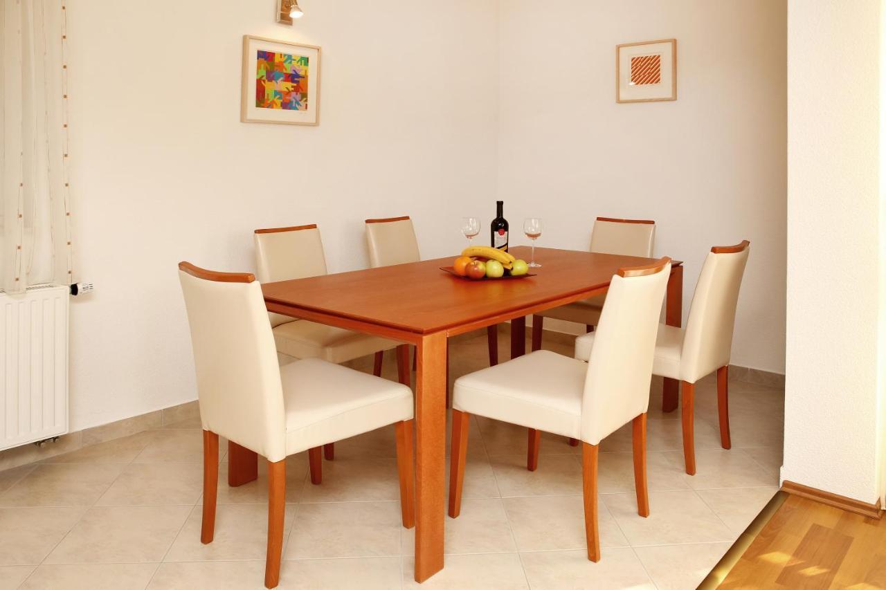 Apartment Matea Trogir Eksteriør billede